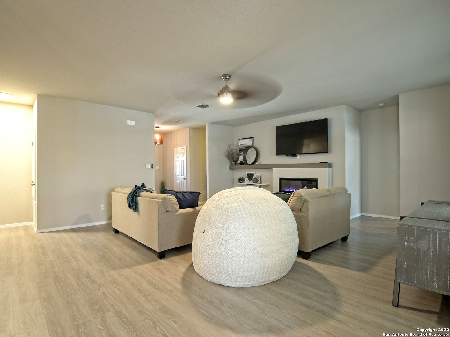 144 Fabarm Lane San Antonio TX 78130