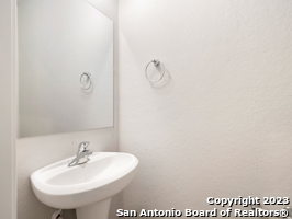 9934 Hazy Bend San Antonio TX 78233