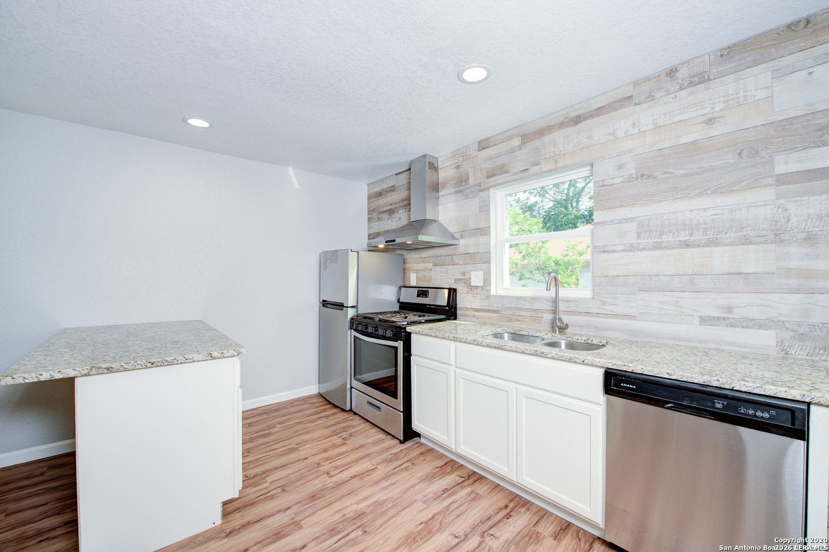 218 Natalen Avenue San Antonio TX 78209