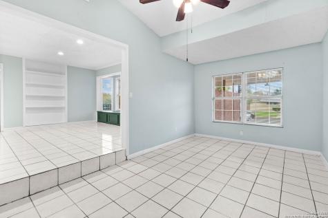 527 Lively Drive San Antonio TX 78213