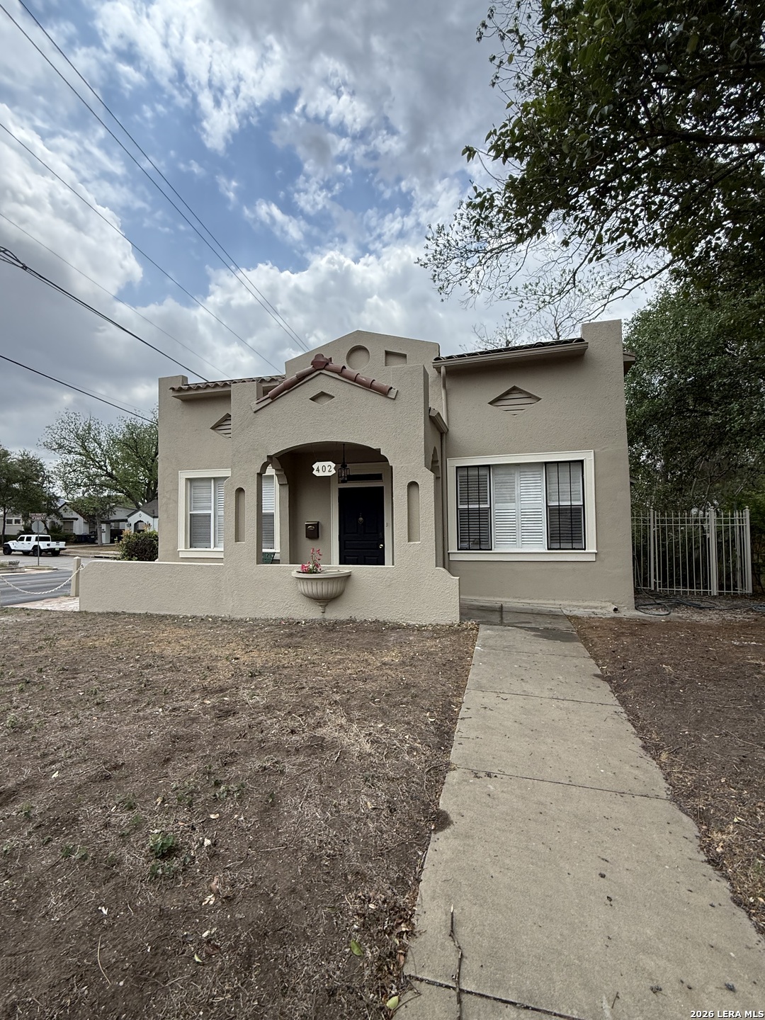 402 W Elsmere San Antonio TX 78212