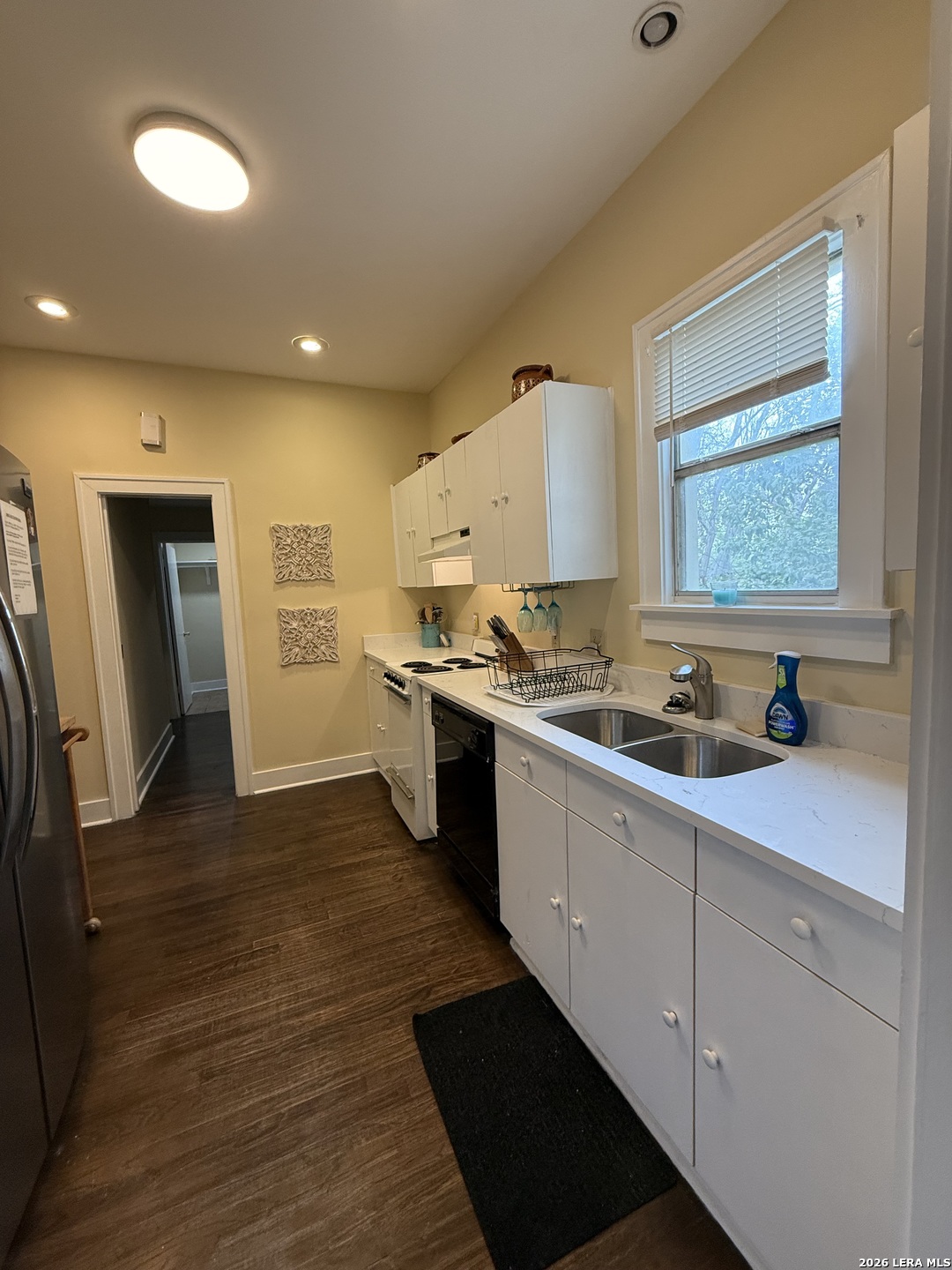 402 W Elsmere San Antonio TX 78212