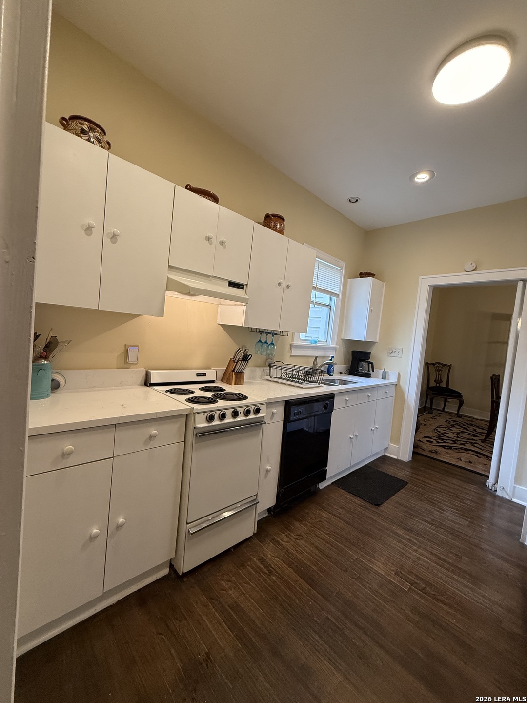 402 W Elsmere San Antonio TX 78212