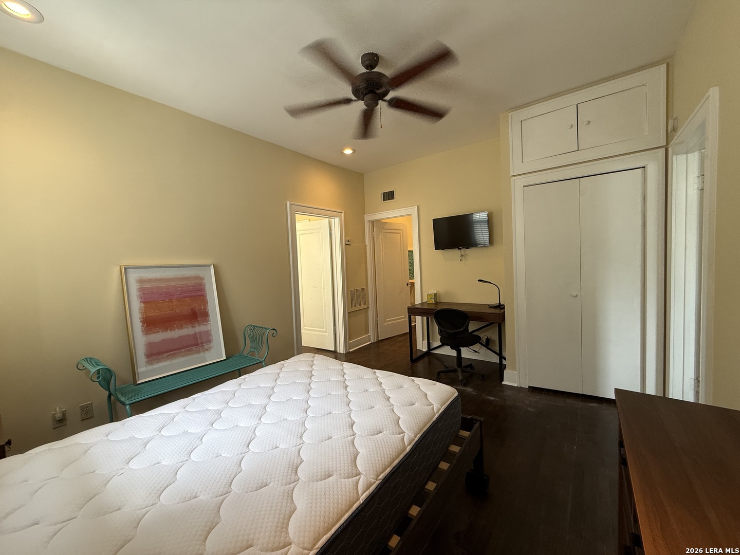 402 W Elsmere San Antonio TX 78212
