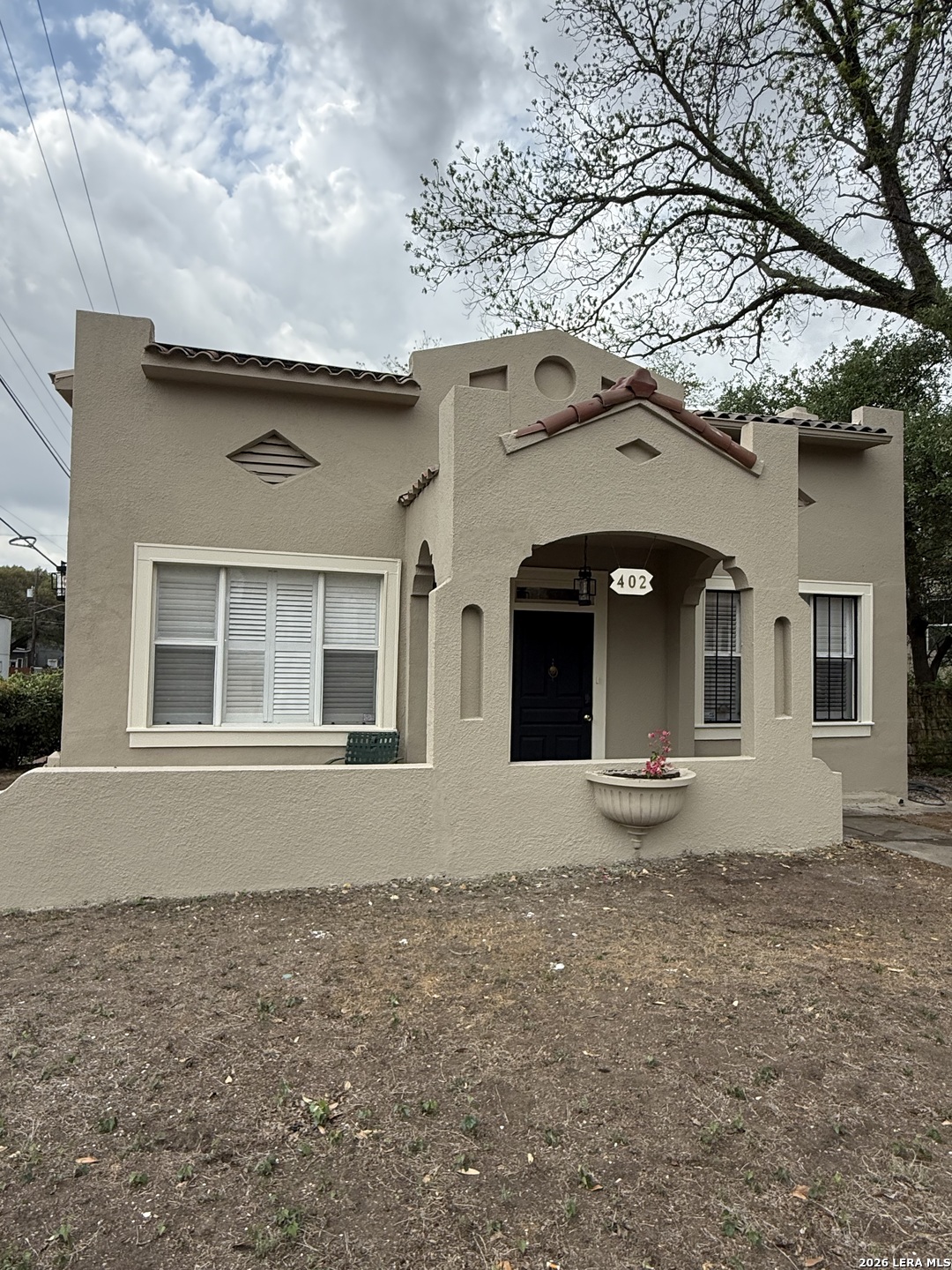 402 W Elsmere San Antonio TX 78212
