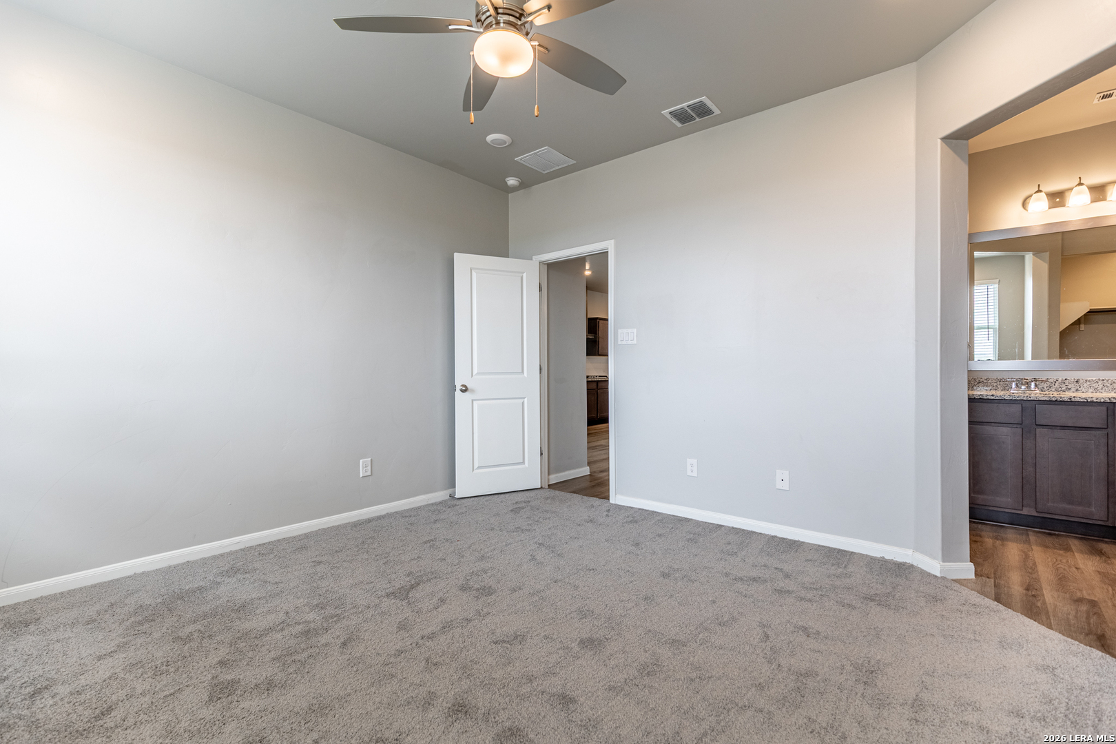 3923 Ivy Path St Hedwig TX 78152
