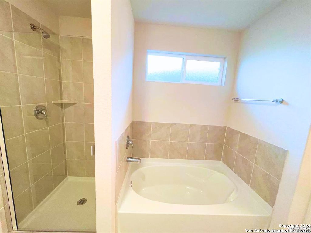 13206 Whisper Bend San Antonio TX 78252