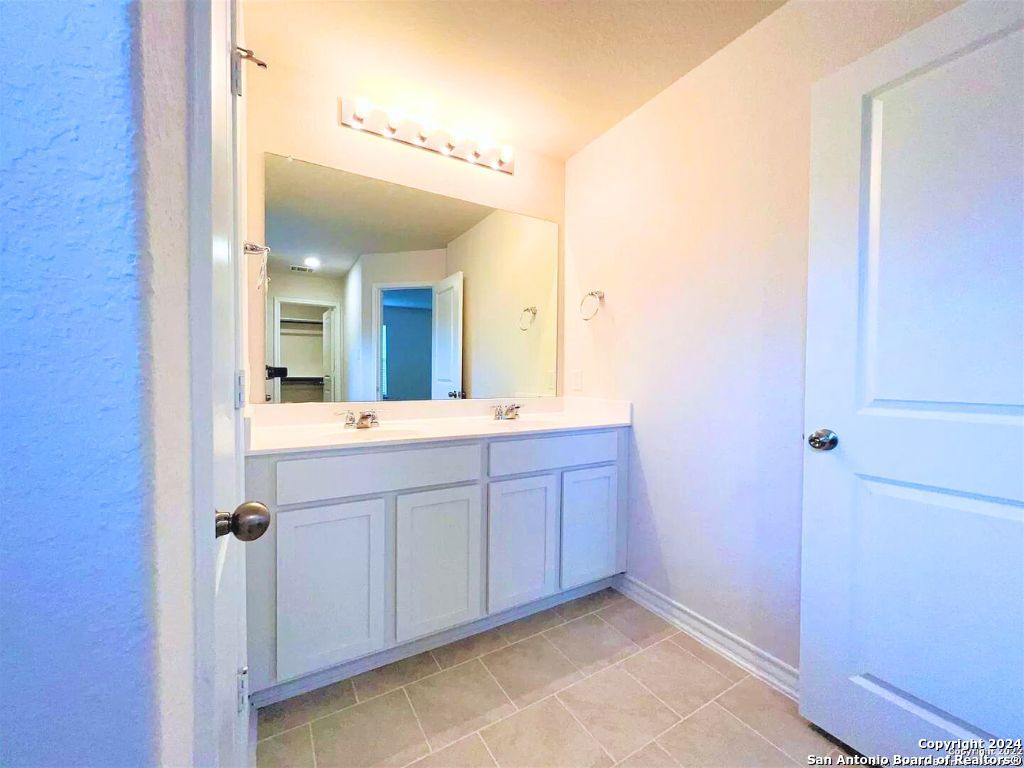 13206 Whisper Bend San Antonio TX 78252