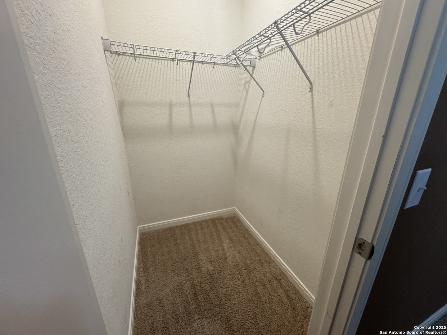 8607 Rock Meadow Converse TX 78109