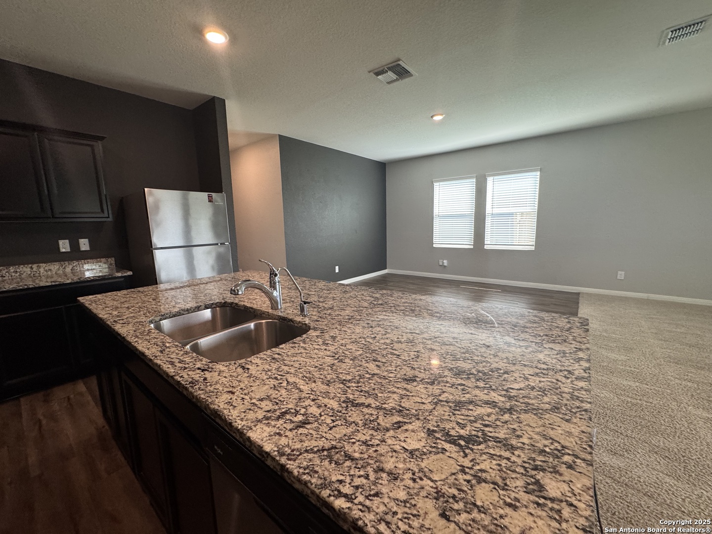8607 Rock Meadow Converse TX 78109