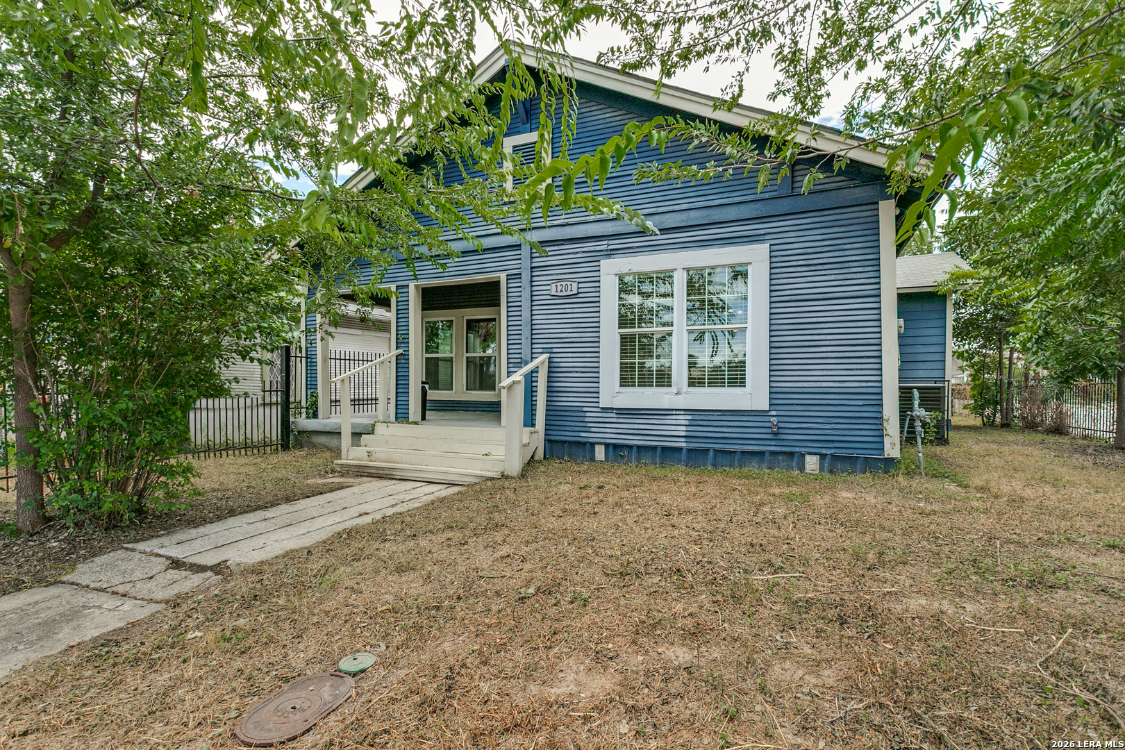 1201 S Palmetto San Antonio TX 78210