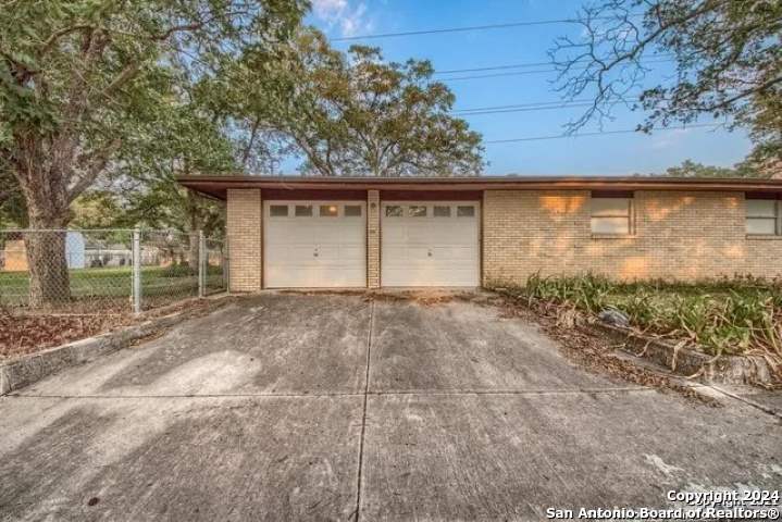 4703 Darlene Drive San Antonio TX 78222