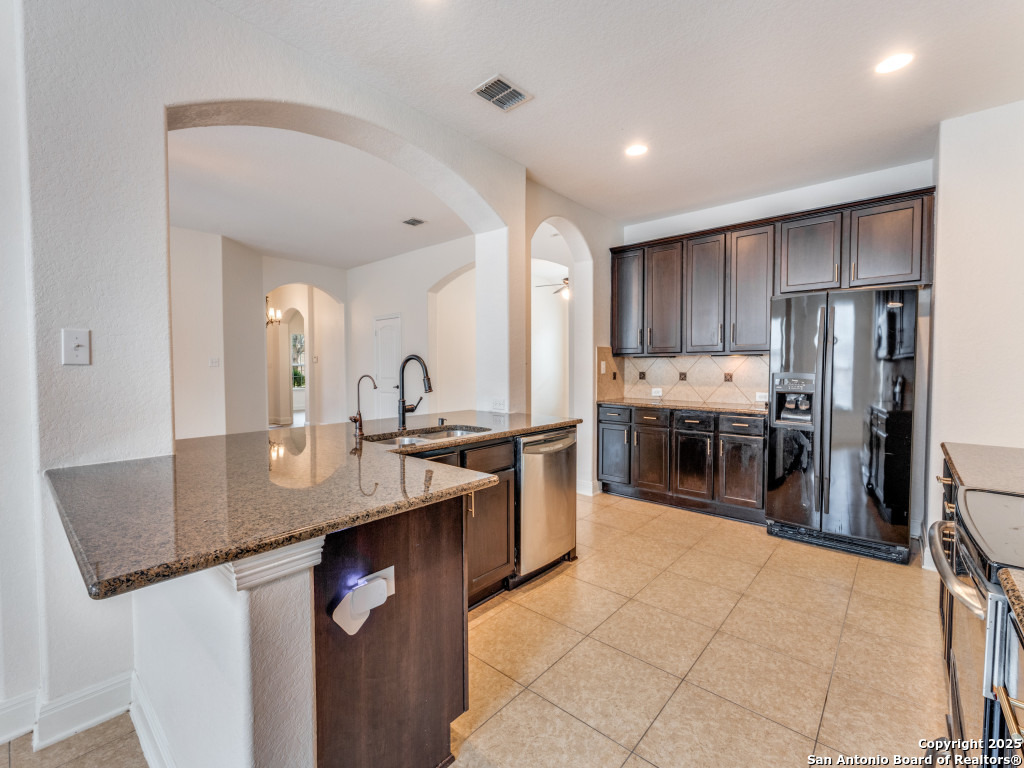 229 Gardner Cove Cibolo TX 78108