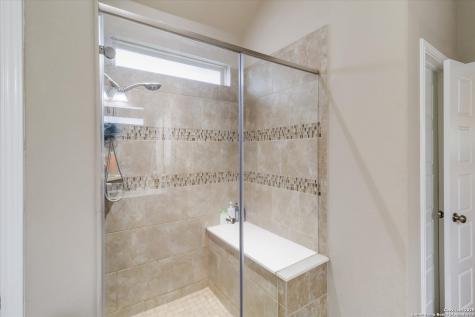 9815 Catell Boerne TX 78006