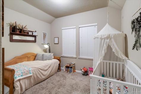 9815 Catell Boerne TX 78006