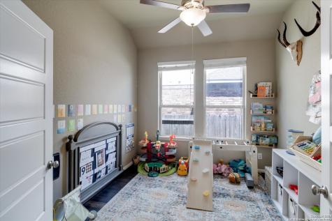 9815 Catell Boerne TX 78006