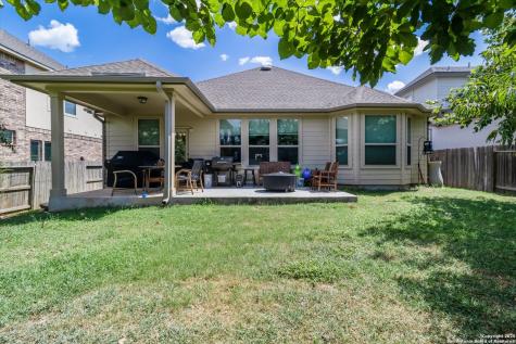 9815 Catell Boerne TX 78006