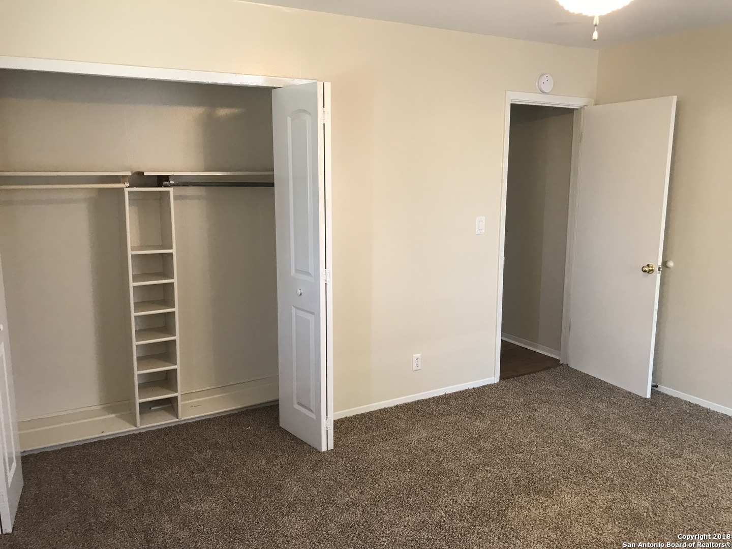 5874 Castle Run Drive San Antonio TX 78218