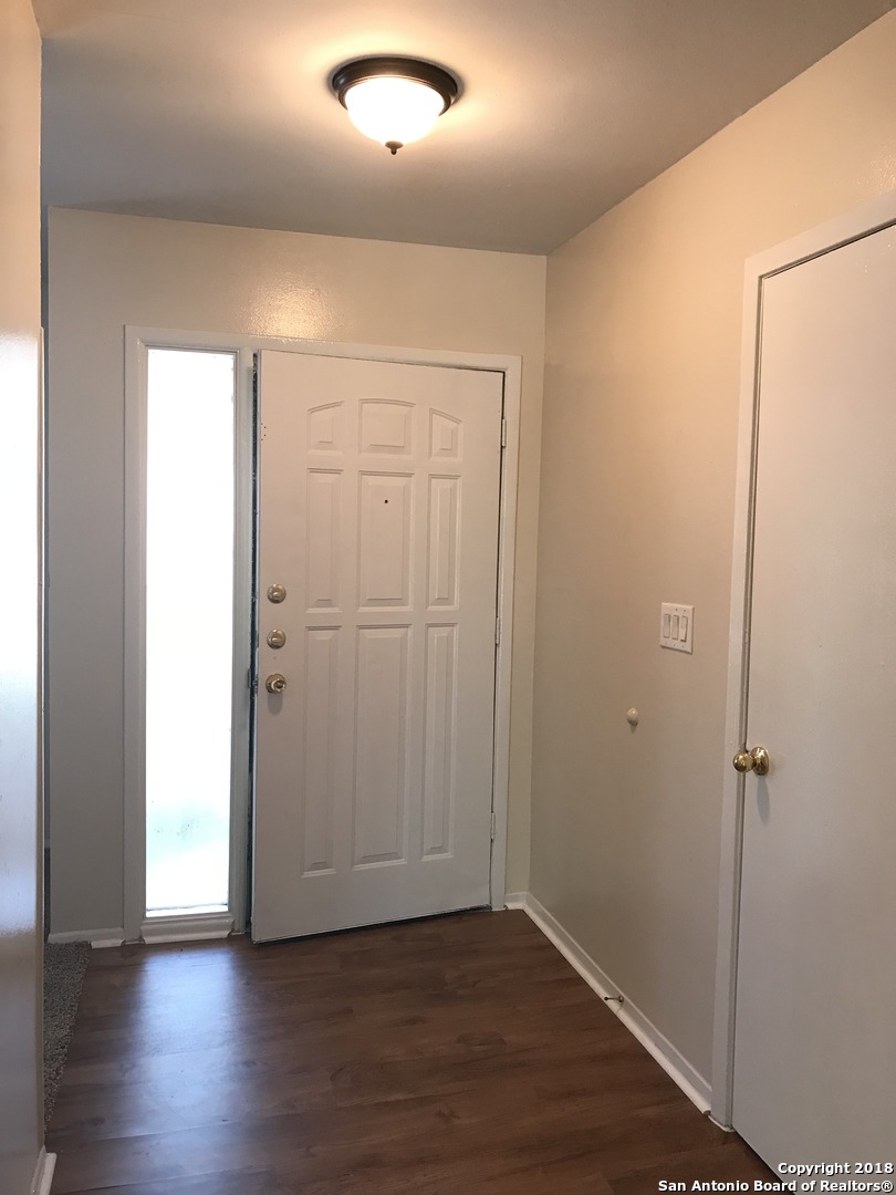 5874 Castle Run Drive San Antonio TX 78218