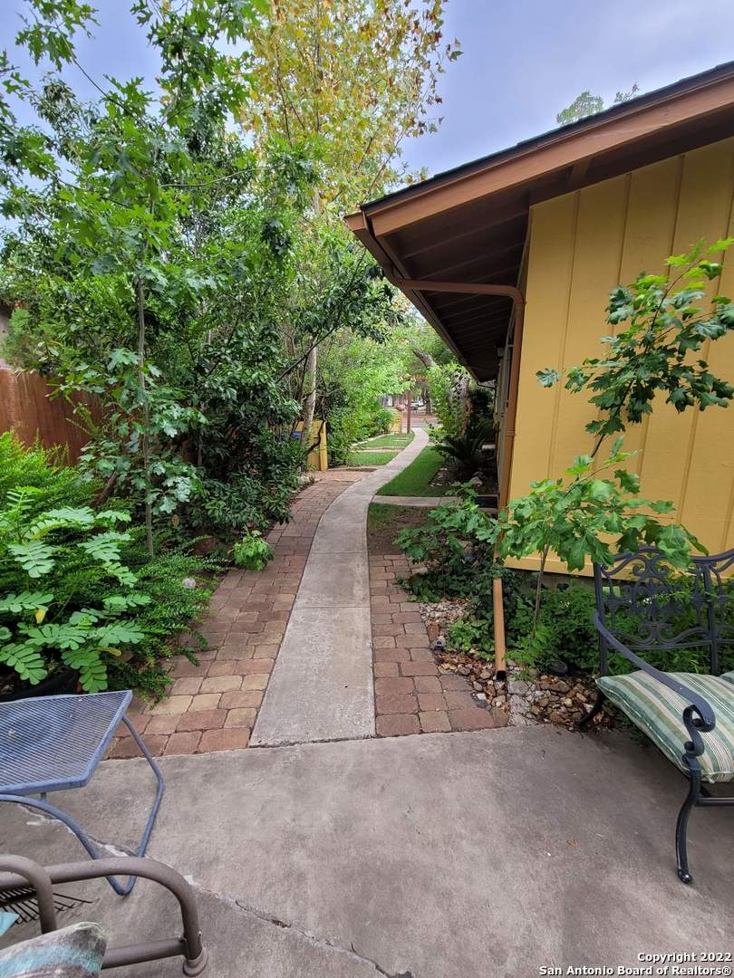 414 Kings Court San Antonio TX 78212