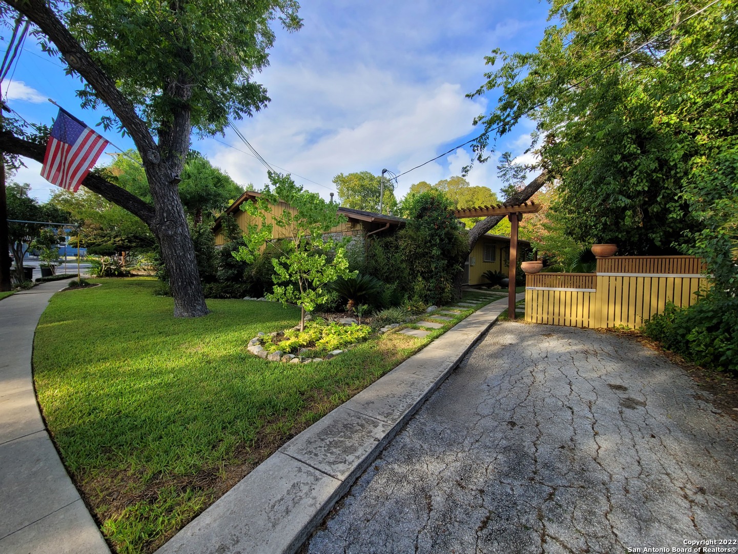 414 Kings Court San Antonio TX 78212
