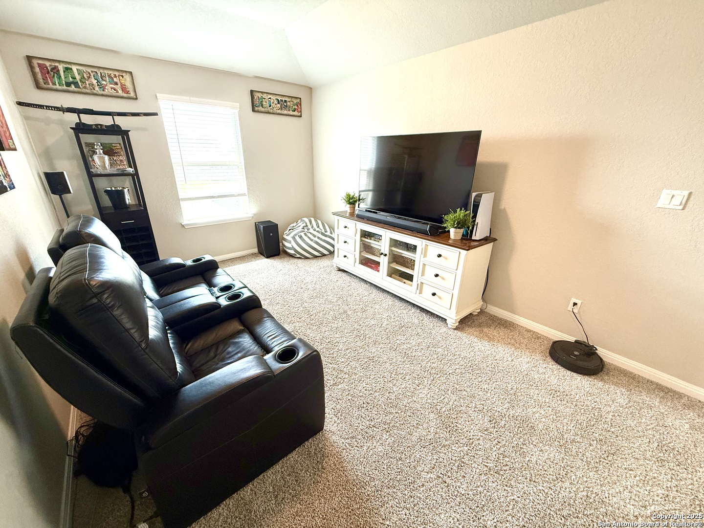 320 Goodfella Avenue San Antonio TX 78108