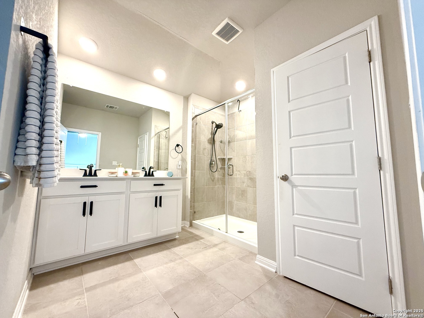 320 Goodfella Avenue San Antonio TX 78108