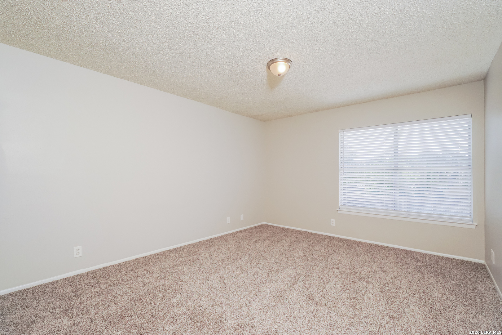 14219 N Hills Village San Antonio TX 78249