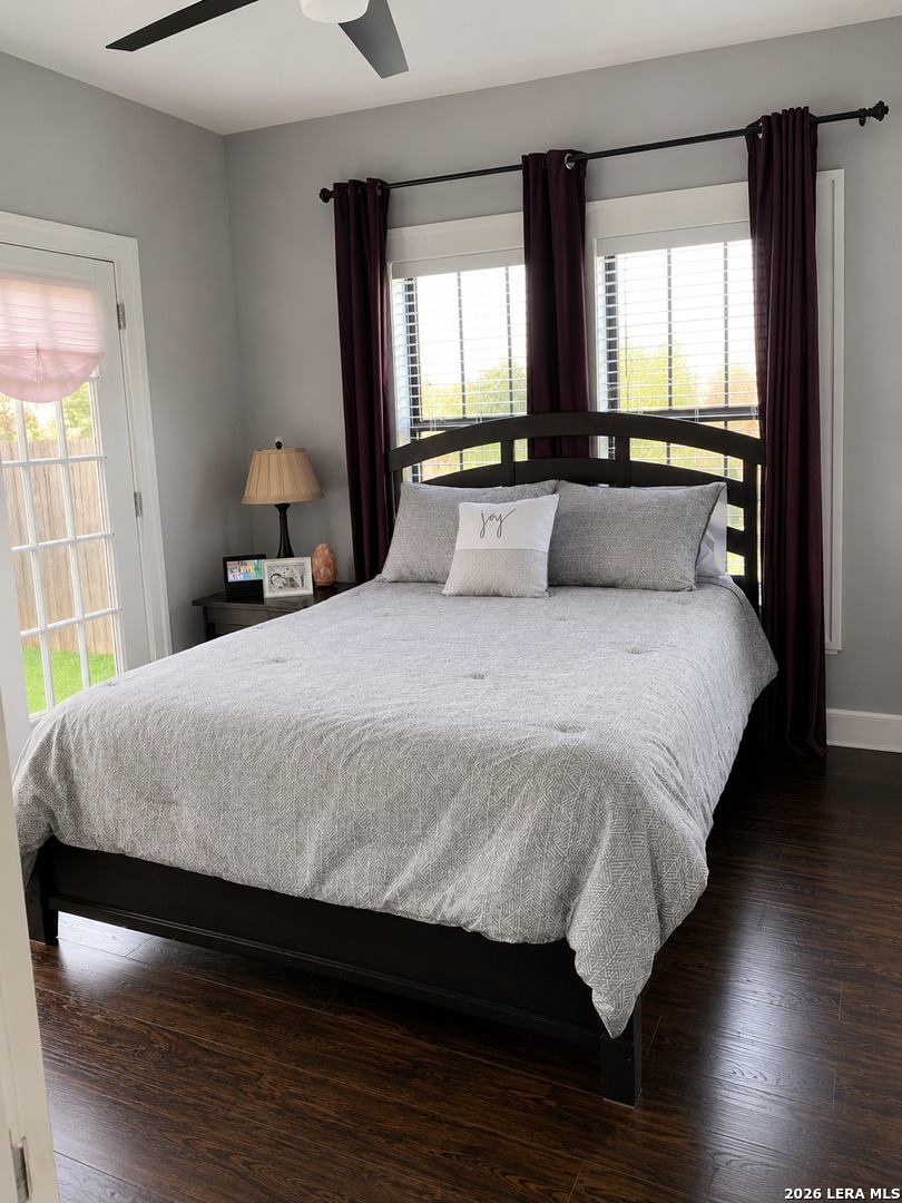 115 W White San Antonio TX 78214