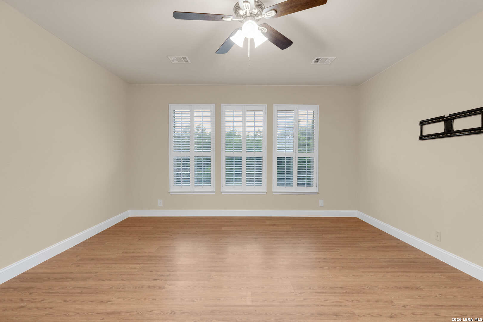 18615 Rogers Glen San Antonio TX 78258