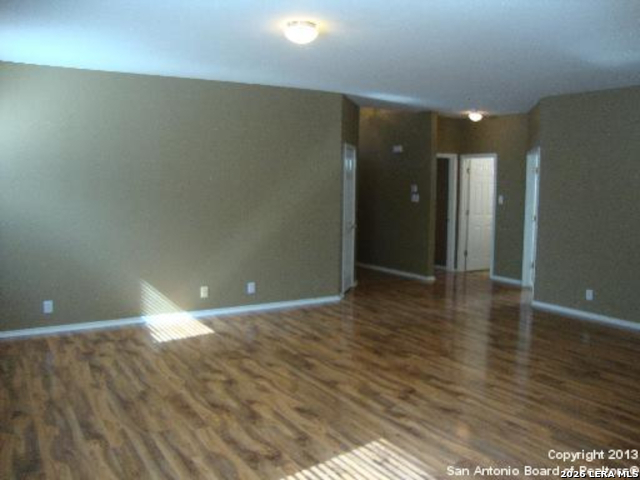 13726 Riverbank Helotes TX 78023