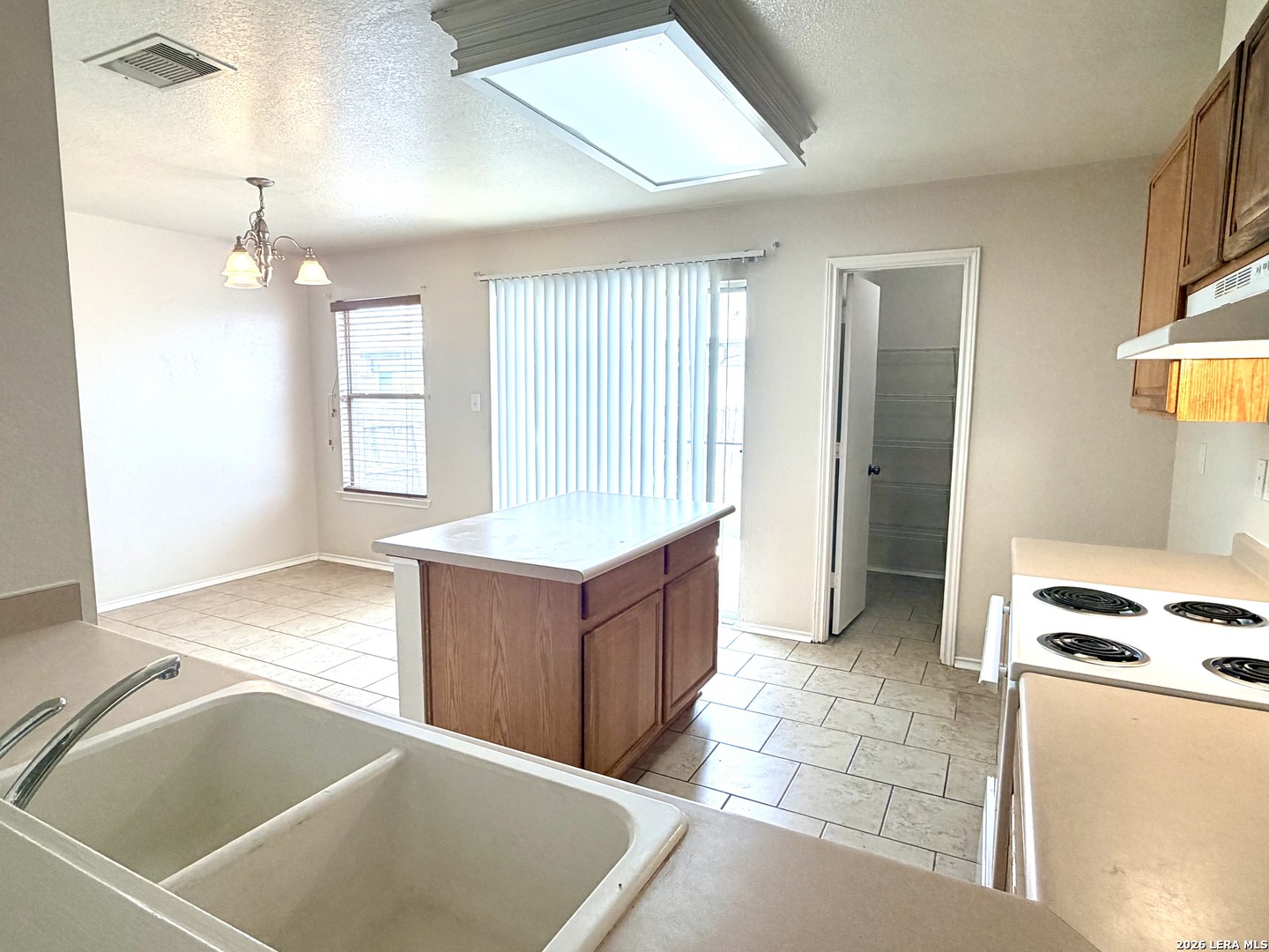 6122 Pelican Coral San Antonio TX 78244
