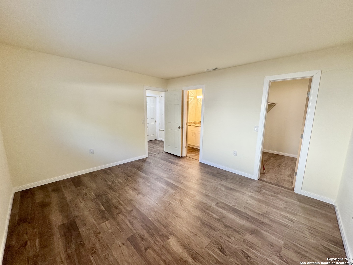 5806 Misty Glen San Antonio TX 78247