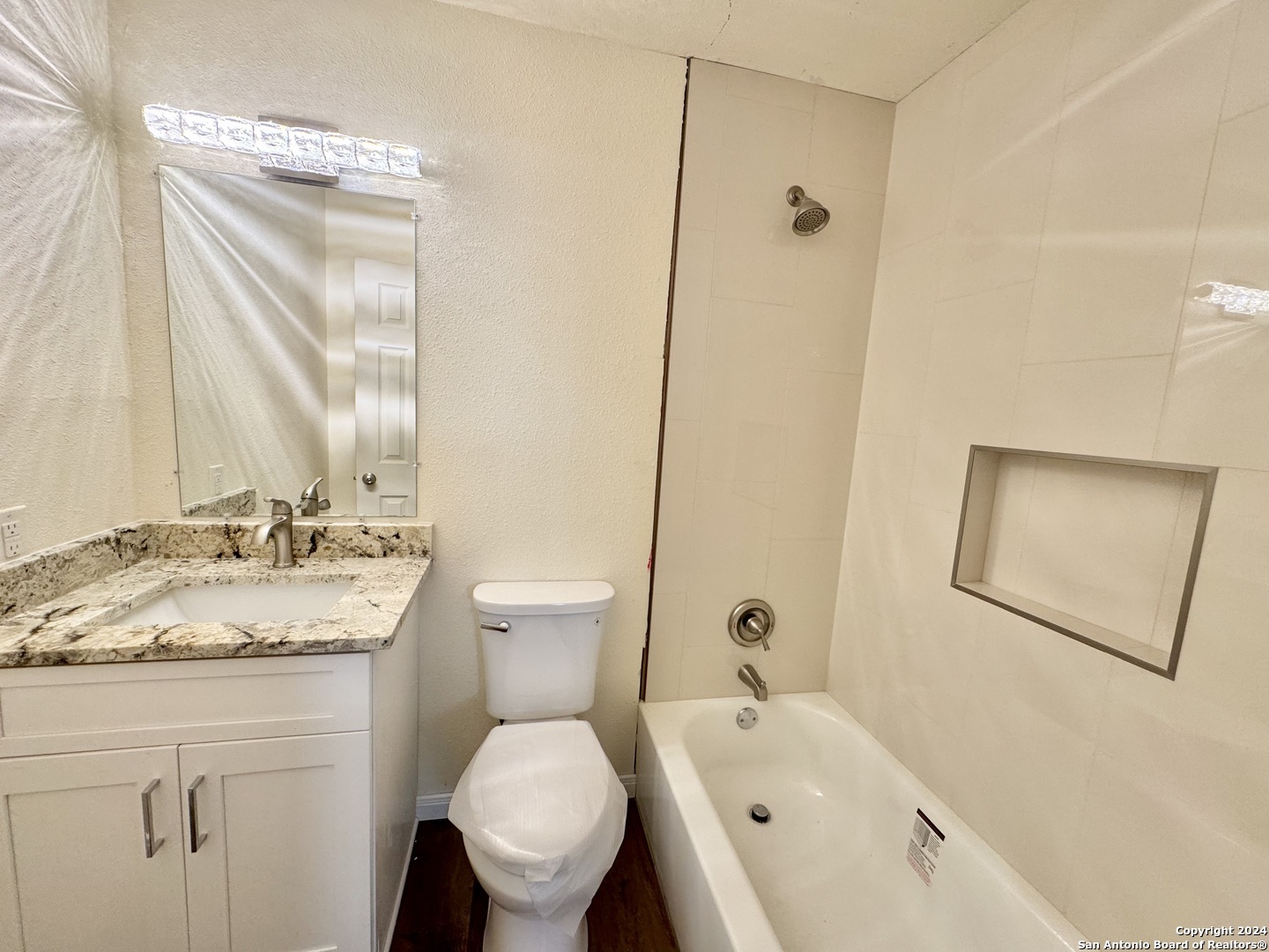 5806 Misty Glen San Antonio TX 78247