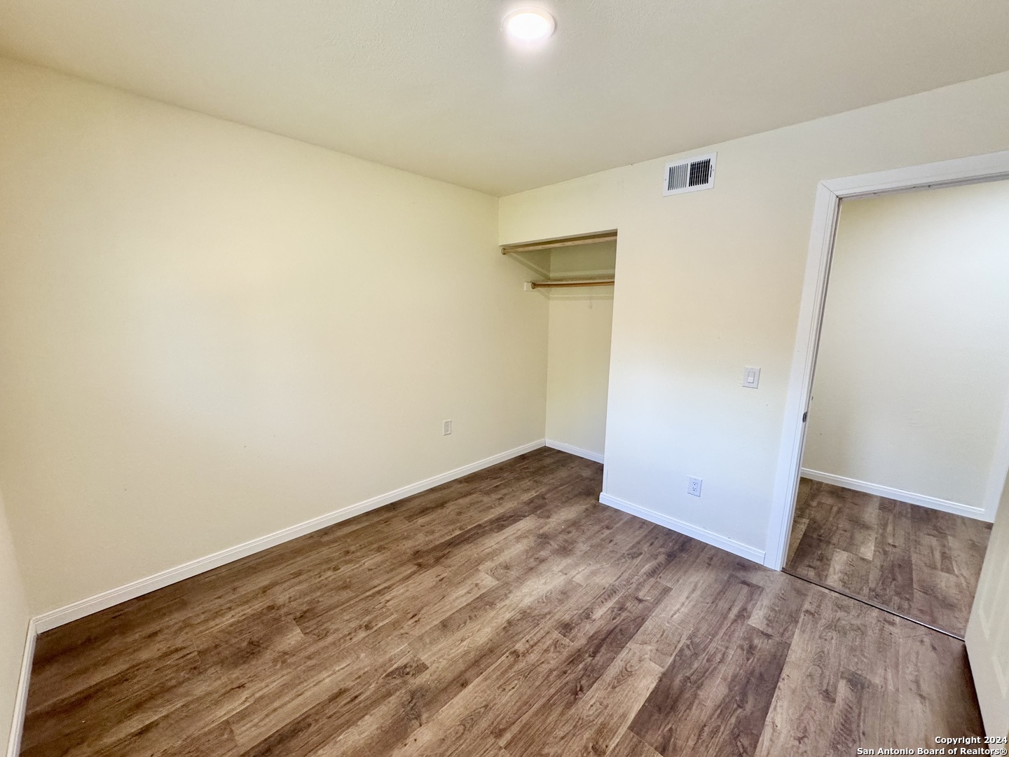 5806 Misty Glen San Antonio TX 78247