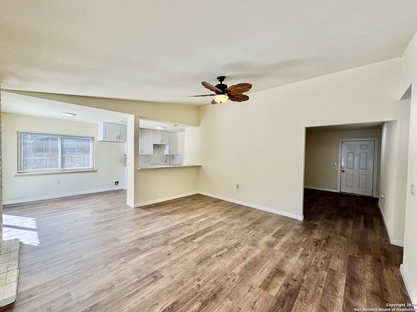 5806 Misty Glen San Antonio TX 78247