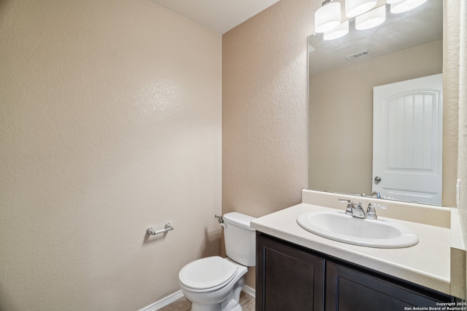 1814 London Blue San Antonio TX 78245