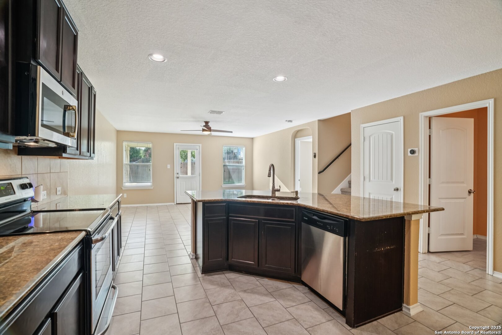 1814 London Blue San Antonio TX 78245