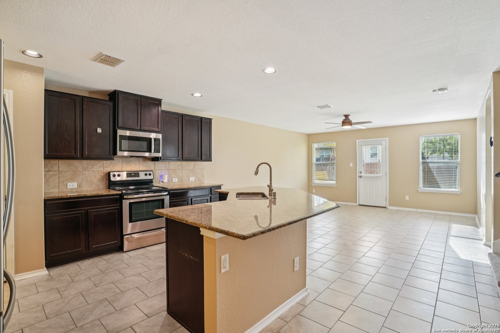 1814 London Blue San Antonio TX 78245