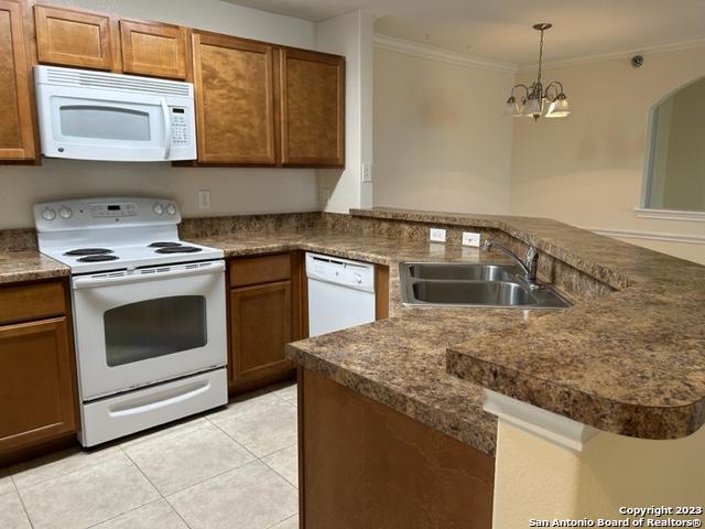 7323 Snowden Road San Antonio TX 78240