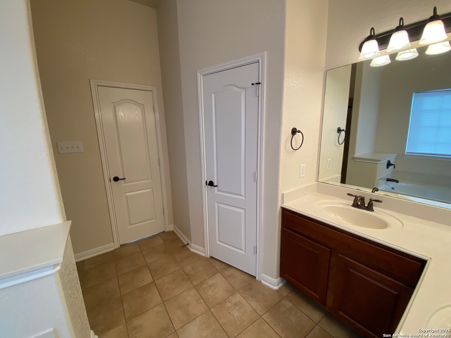 12027 Mill Berger San Antonio TX 78254