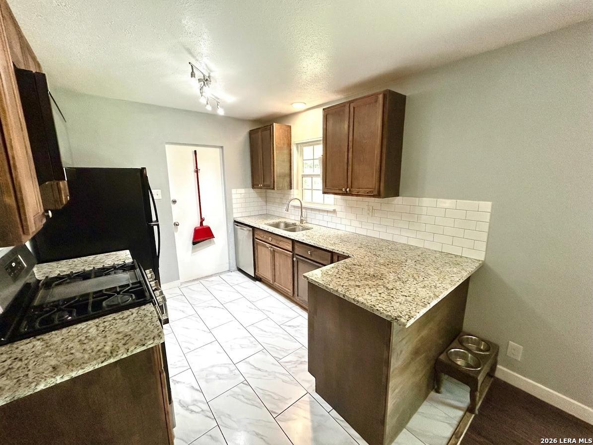 4111 Judivan San Antonio TX 78218