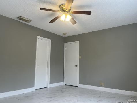 8131 Grand Bend Drive San Antonio TX 78250
