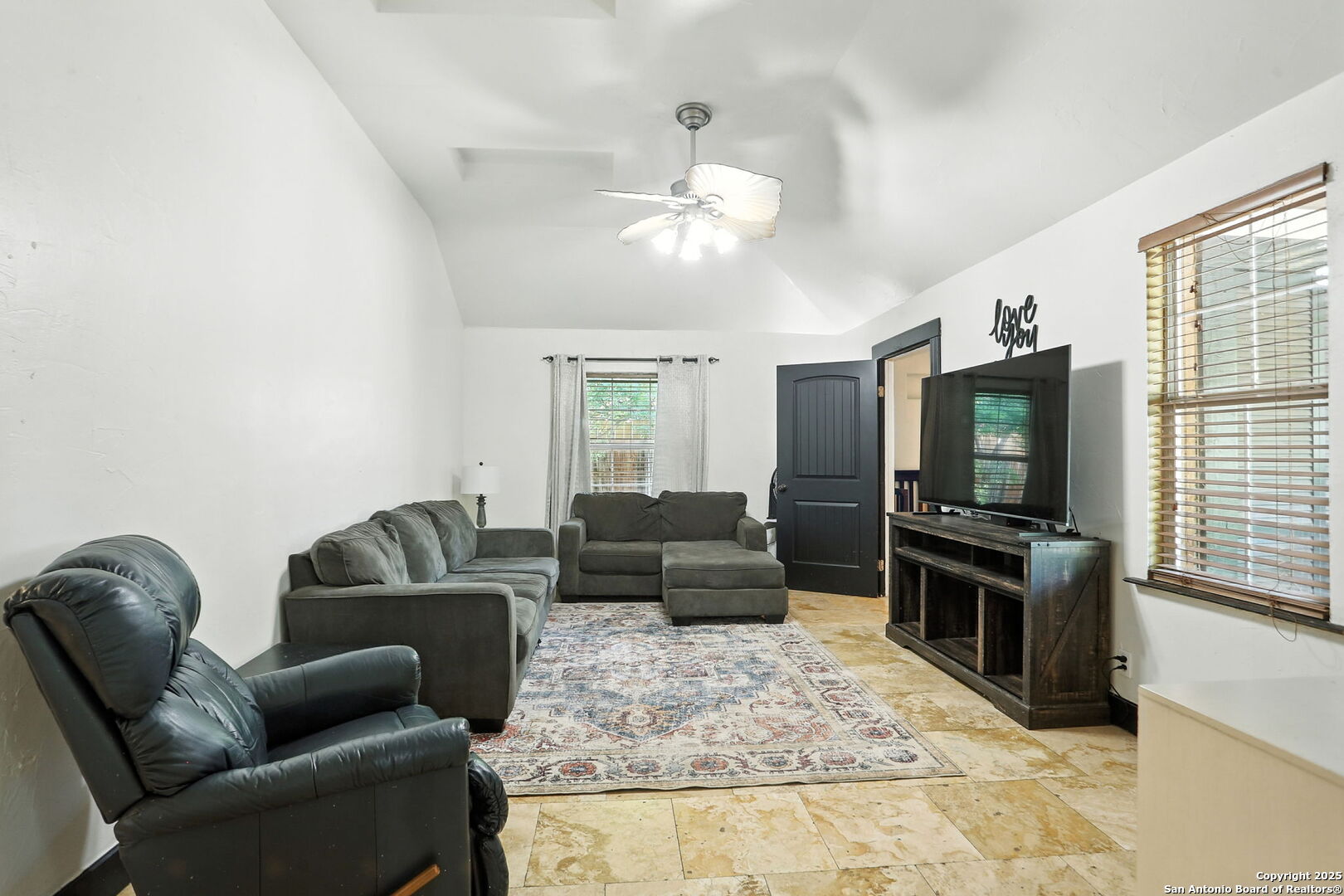 10B Fm 473 Comfort TX 78013