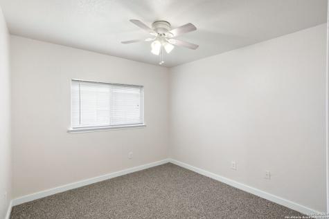 8607 Cheyenne Bluff Converse TX 78109