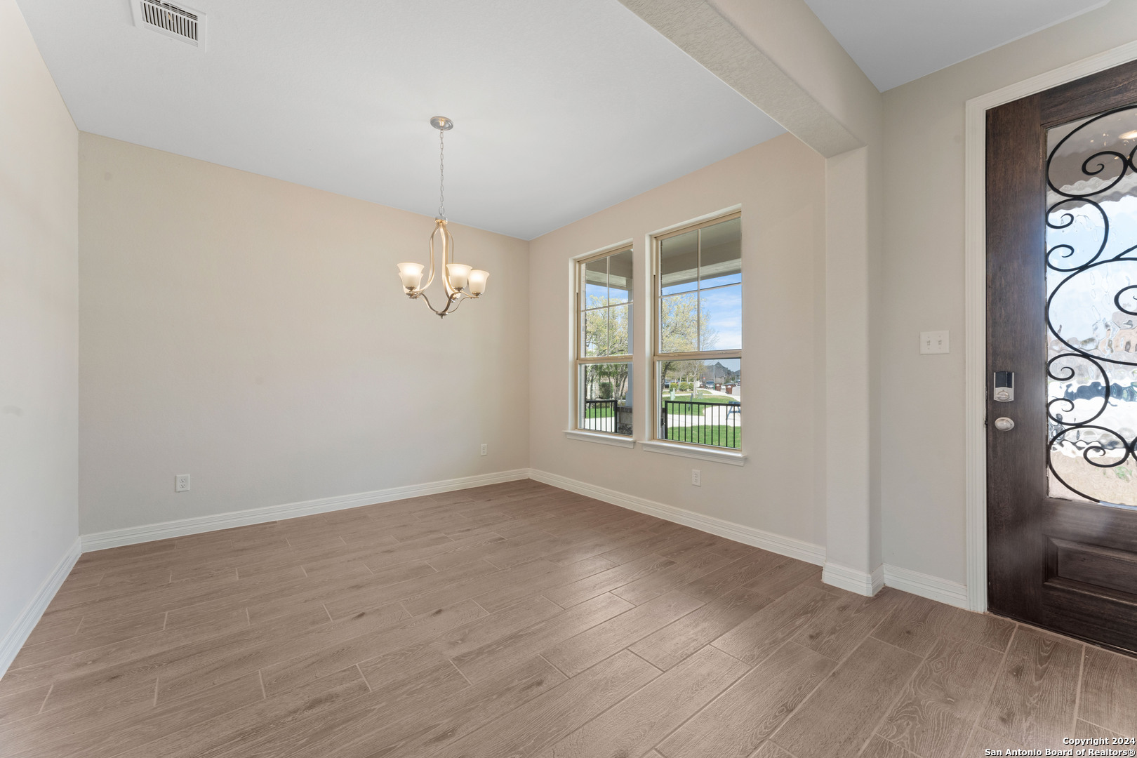 423 Montessa Park San Antonio TX 78253