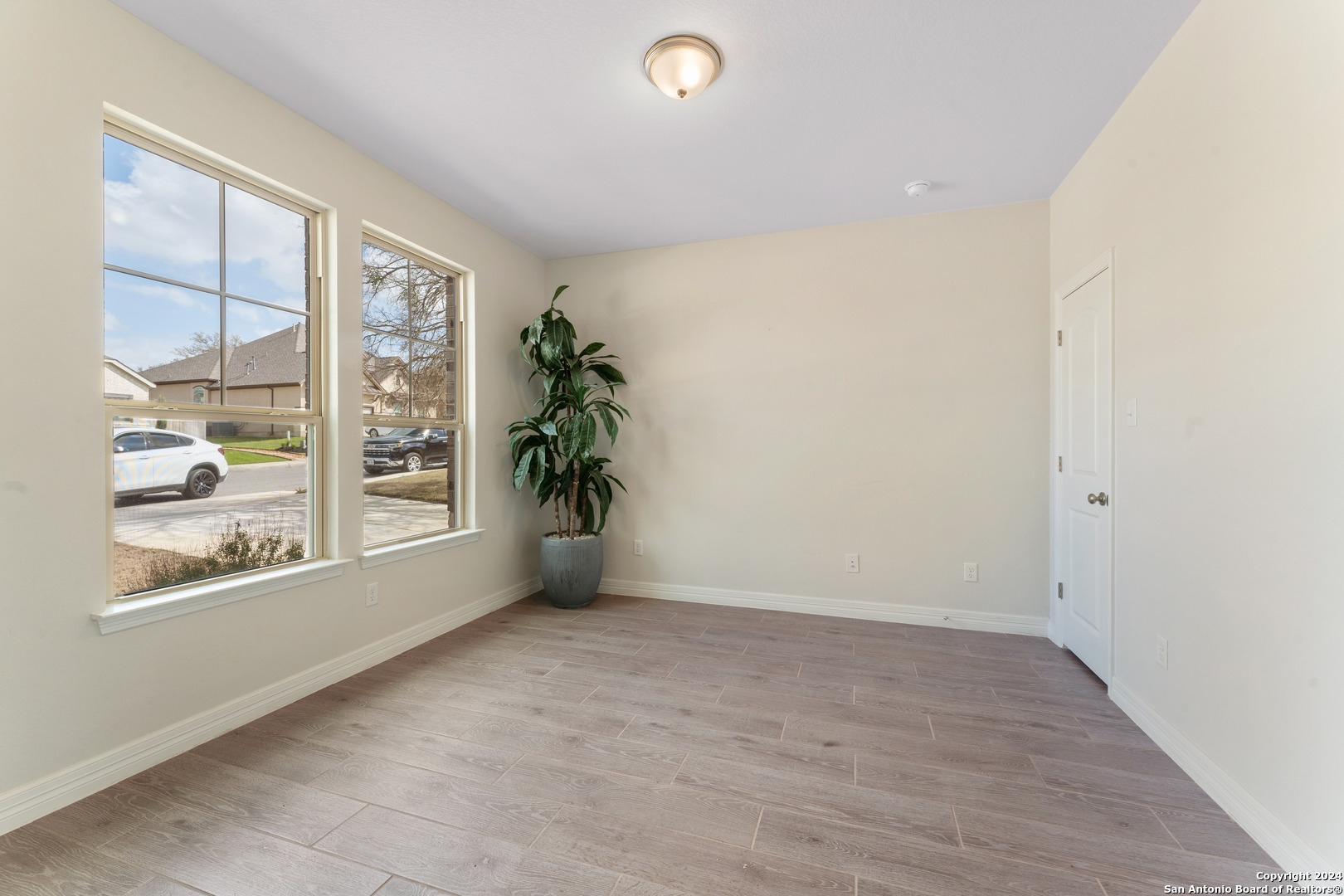 423 Montessa Park San Antonio TX 78253