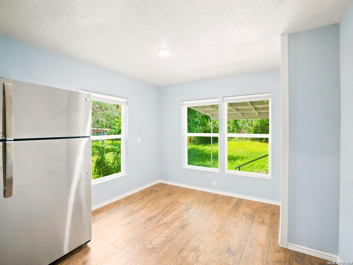 112 Avenue B Converse TX 78109