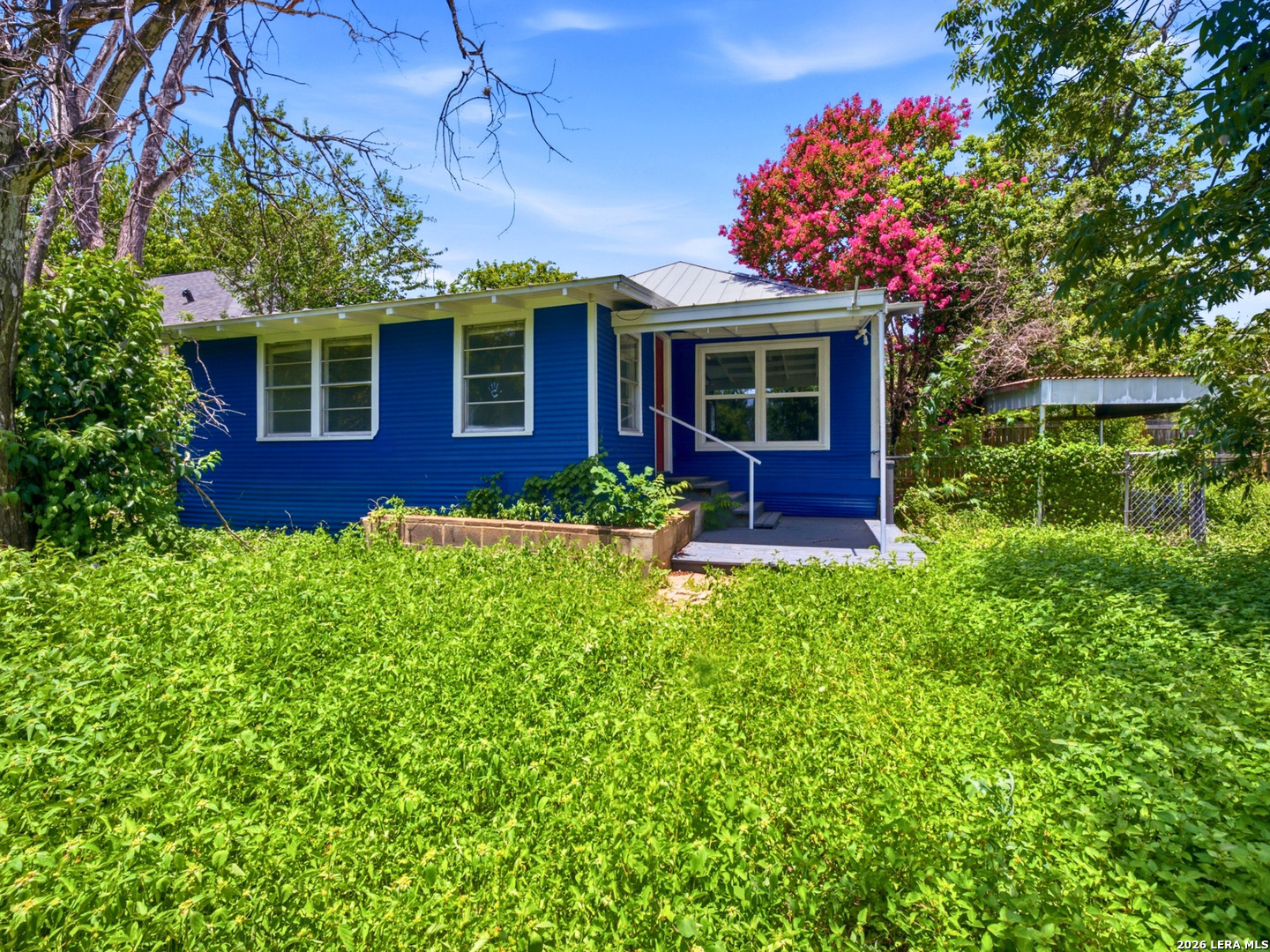 112 Avenue B Converse TX 78109