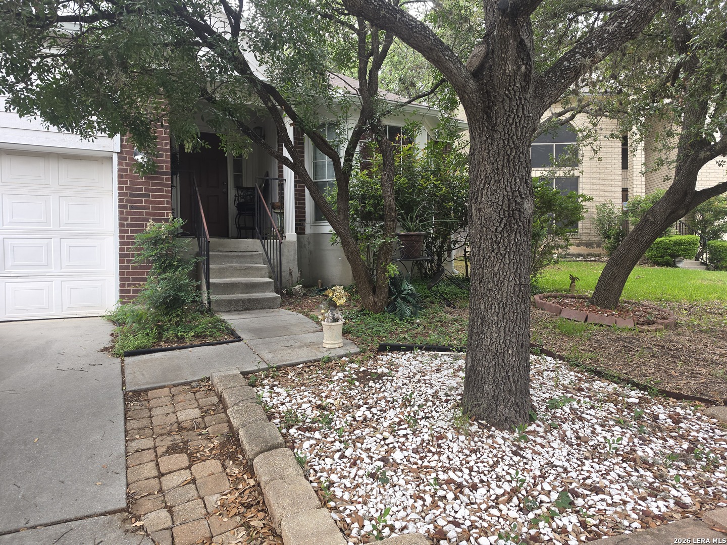 8915 Lost Bend San Antonio TX 78240